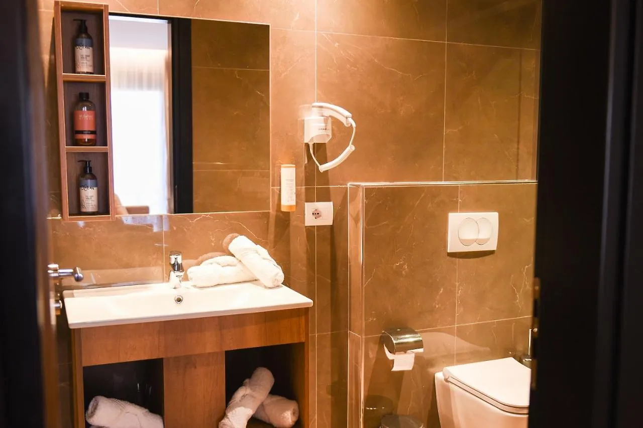 Olivia'S Hill Resort Kryemedhej