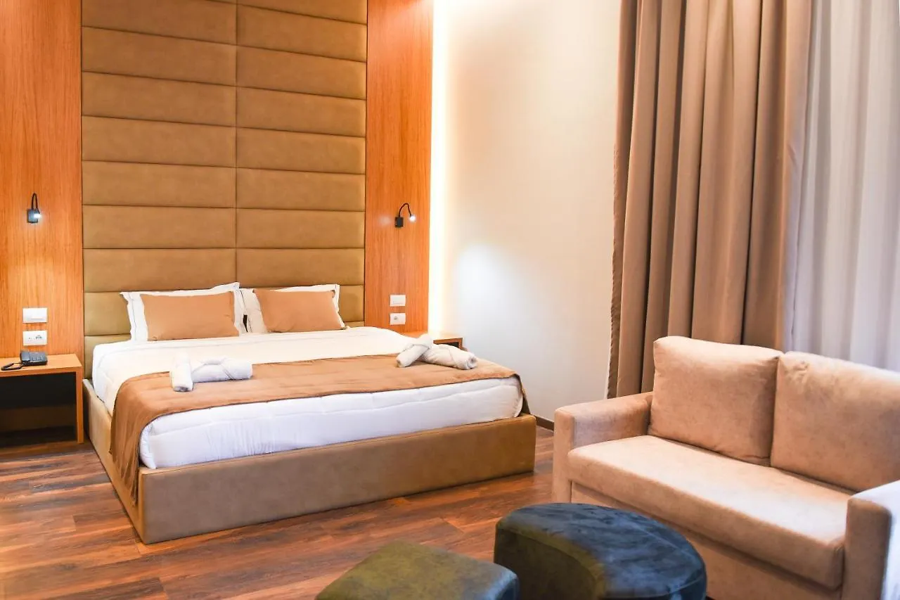 Hotel Olivia'S Hill Resort Kryemedhej