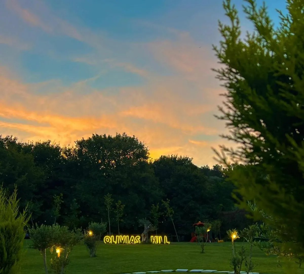 Olivia'S Hill Resort Kryemëdhej Hotel