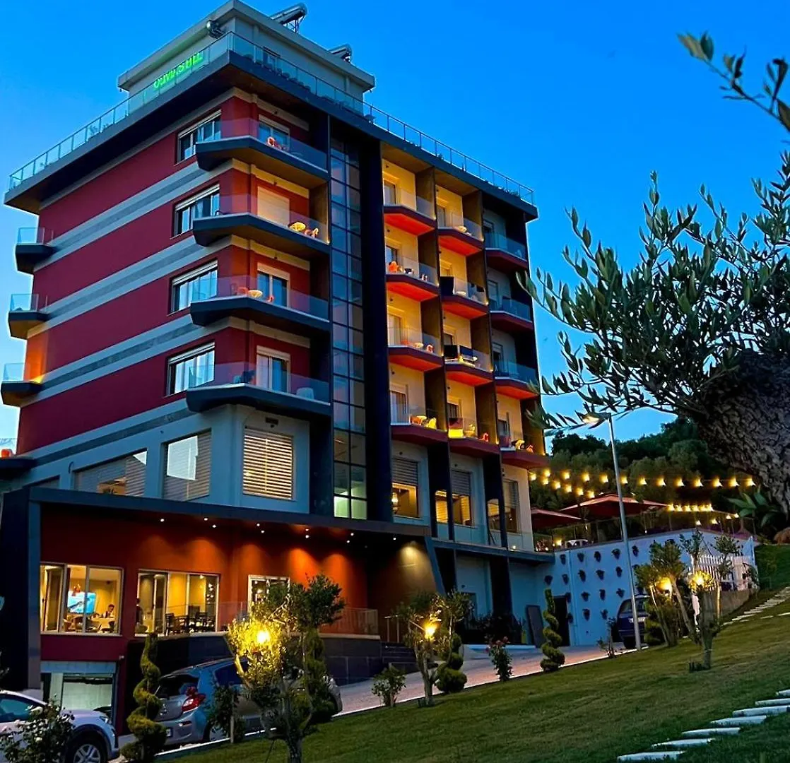 Hotel Olivia'S Hill Resort Kryemedhej
