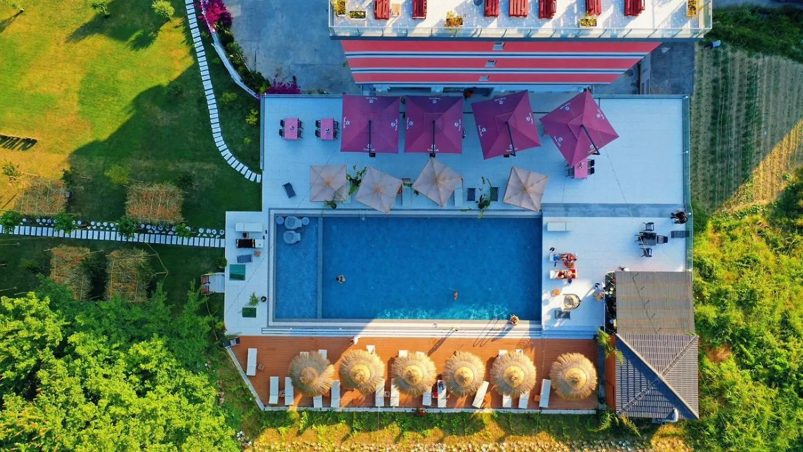 Olivia'S Hill Resort Kryemëdhej Hotel